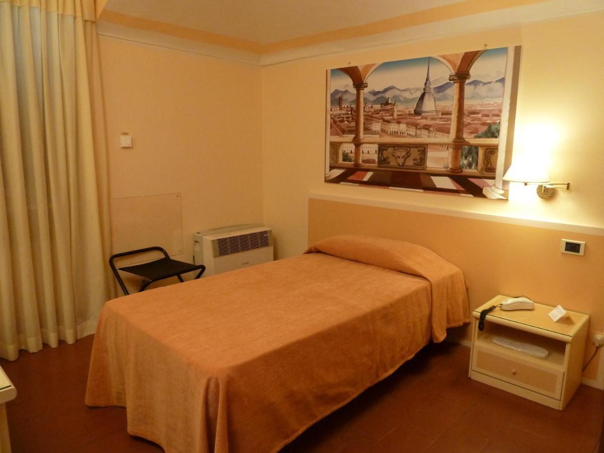 Hotel Antica Dogana ตูริน ภายนอก รูปภาพ